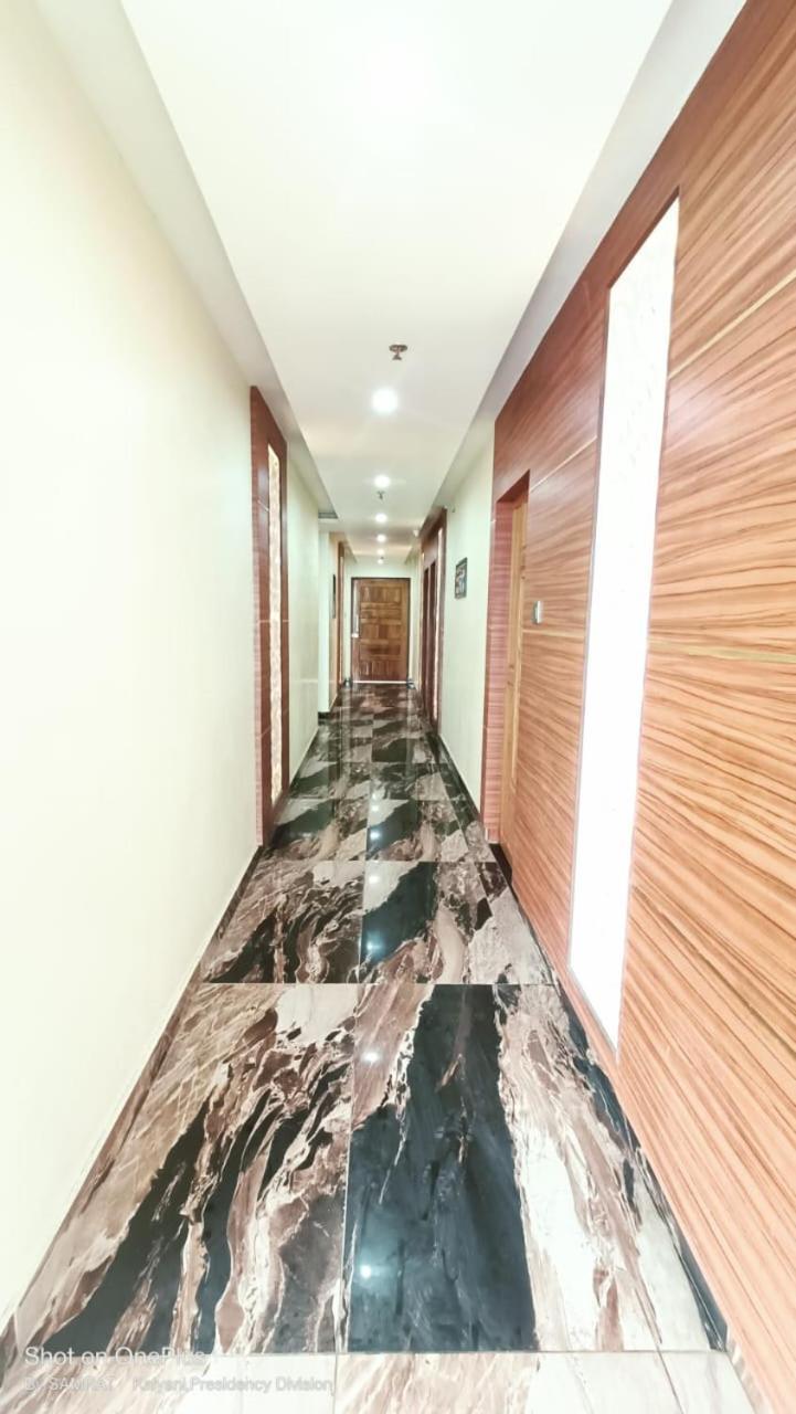Trisplanet Hotel Kalyani Exterior foto